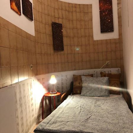 Апартаменты Pokoj 11F Краков Экстерьер фото